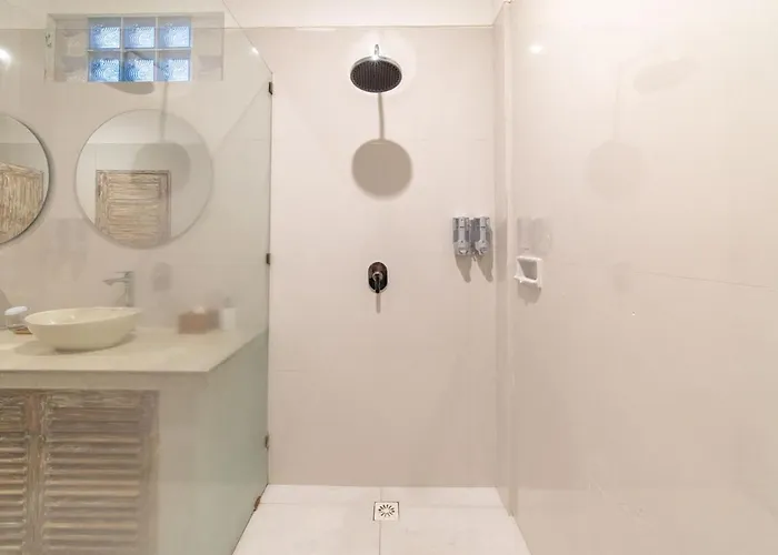 Villa Bougenvia 2 Bedroom Private Pool Seminyak